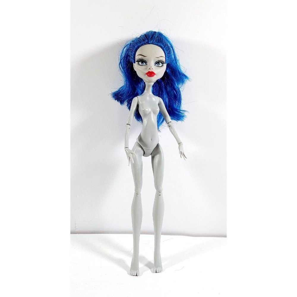 Ghoulia Yelps Monster High Geek Shriek Doll